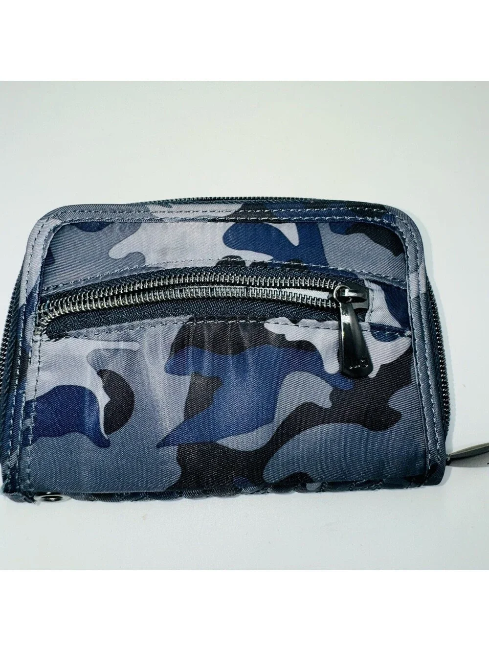 NWOT LUG Rodeo Wallet 6x4